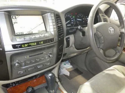 TOYOTA LAND CRUISER