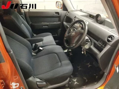 TOYOTA BB