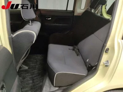 TOYOTA PIXIS SPACE