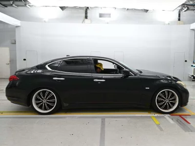 NISSAN FUGA