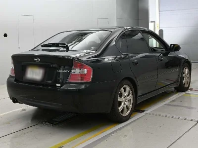 SUBARU LEGACY B4