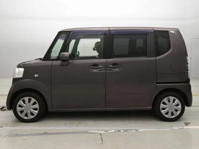 HONDA N BOX PLUS