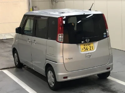 NISSAN ROOX