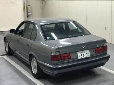 BMW 5 SERIES