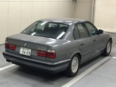 BMW 5 SERIES