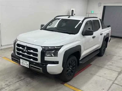 MITSUBISHI TRITON