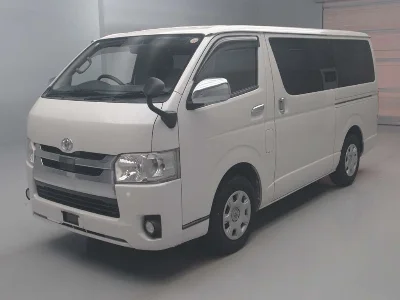 TOYOTA REGIUS VAN