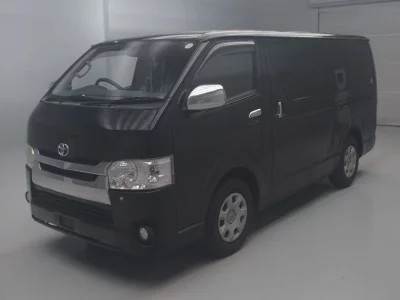 TOYOTA REGIUS VAN