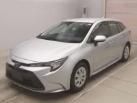 Цена авто Toyota Corolla Touring Sports с аукционов Японии, номер кузова ZWE215W, пробег 135 000, оценка 8