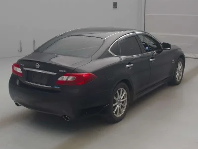 NISSAN FUGA