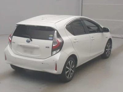 Статистика аукционов Toyota Aqua