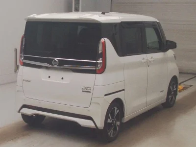NISSAN ROOX