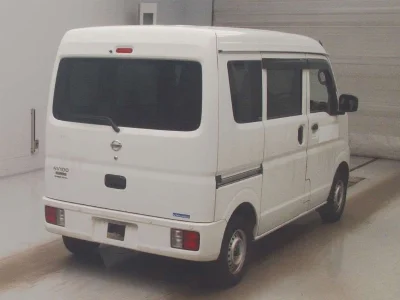 NISSAN CLIPPER VAN