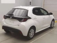 Цена авто Toyota Yaris с аукционов Японии, номер кузова MXPH10, пробег 64 000, оценка 6
