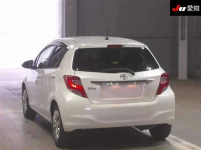 TOYOTA VITZ