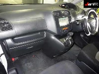 Цена авто Nissan Serena с аукционов Японии, номер кузова C26, пробег 138 000, оценка 2