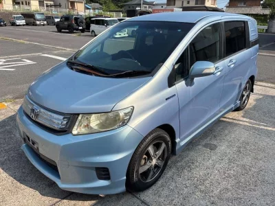 HONDA FREED SPIKE