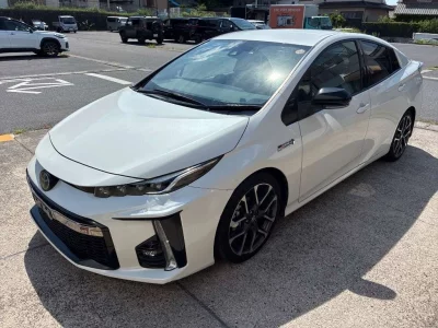 TOYOTA PRIUS PHV