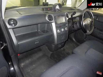 TOYOTA BB