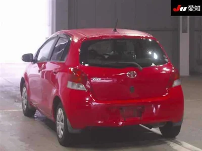 TOYOTA VITZ