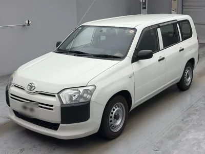 TOYOTA SUCCEED
