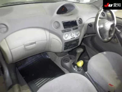 TOYOTA PLATZ