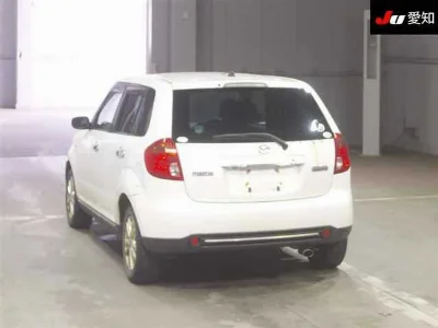 MAZDA VERISA