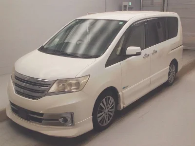 NISSAN SERENA