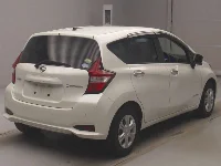 Цена авто Nissan Note с аукционов Японии, номер кузова HE12, пробег 30 000, оценка 8