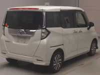 Цена авто Toyota Roomy с аукционов Японии, номер кузова M900A, пробег 68 000, оценка 8