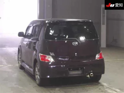 TOYOTA BB