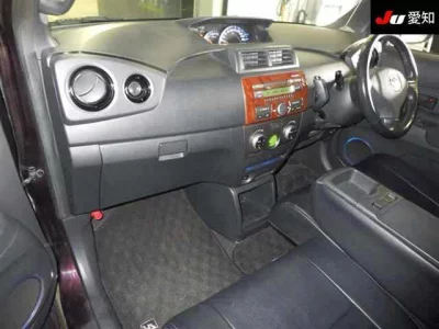 TOYOTA BB