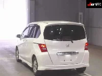 Цена авто Honda Freed с аукционов Японии, номер кузова GB3, пробег 244 000, оценка 2