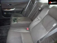 Цена авто Toyota CROWN MAJESTA с аукционов Японии, номер кузова URS206, пробег 105 000, оценка 4