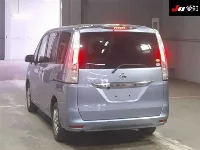 Цена авто Nissan Serena с аукционов Японии, номер кузова NC26, пробег 148 000, оценка 6
