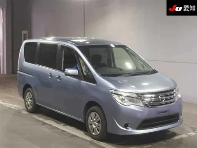 NISSAN SERENA