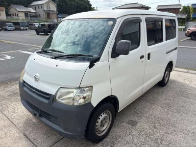 TOYOTA TOWN ACE VAN