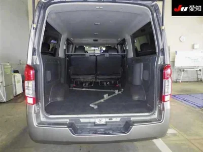 NISSAN NV350 CARAVAN