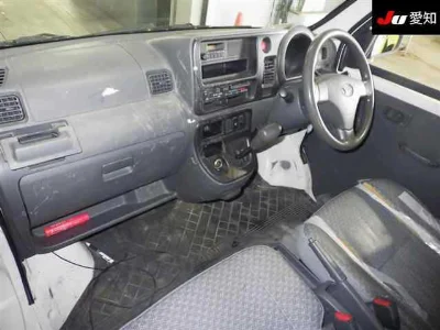 DAIHATSU HIJET VAN