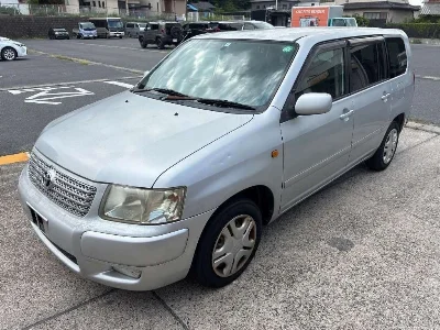 TOYOTA SUCCEED