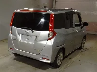 Цена авто Toyota Roomy с аукционов Японии, номер кузова M900A, пробег 192 000, оценка 2