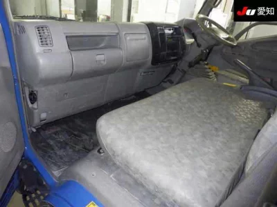TOYOTA DYNA