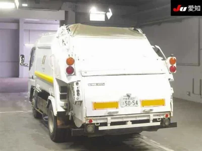 MITSUBISHI CANTER