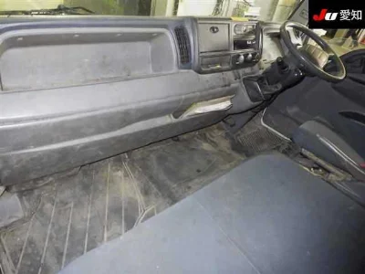 MITSUBISHI CANTER