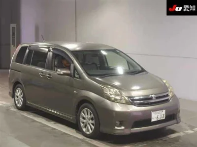 TOYOTA ISIS