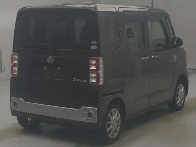DAIHATSU WAKE