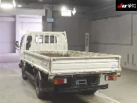 Mazda Titan