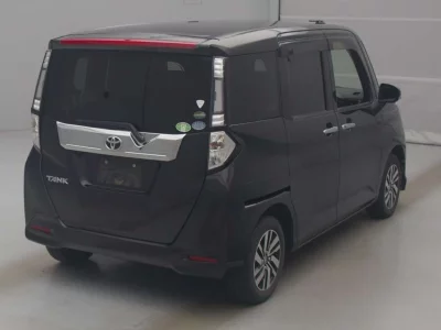 TOYOTA TANK