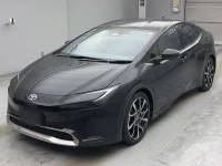 Цена авто Toyota Prius PHV с аукционов Японии, номер кузова MXWH61, пробег 32 000, оценка 6
