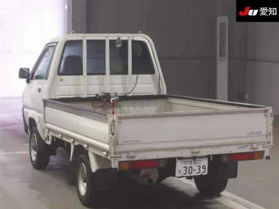 TOYOTA LITE ACE TRUCK